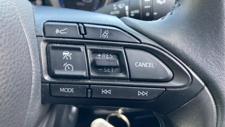 Toyota Yaris 1.5 Hybrid Design 5dr CVT Hybrid Hatchback
